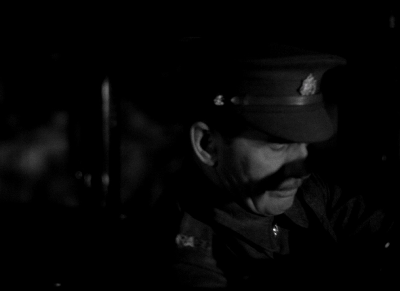 [美国][1940][魂断蓝桥][剧情/爱情/战争][双语字幕 三国配][mkv/11.05g][BluRay.H.MNHD-FRDS]