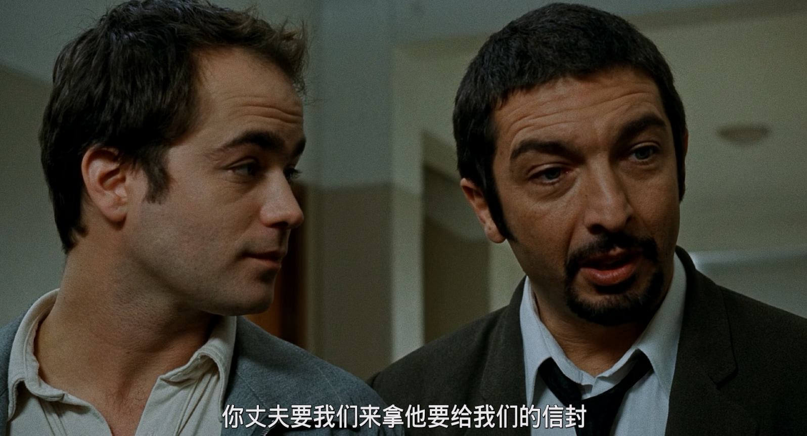 [2000][九个皇后][喜剧/犯罪][简繁英字幕][mkv/12.45g][BluRay.1080p.x265.10bit.DDP5.1.MNHD-FRDS]