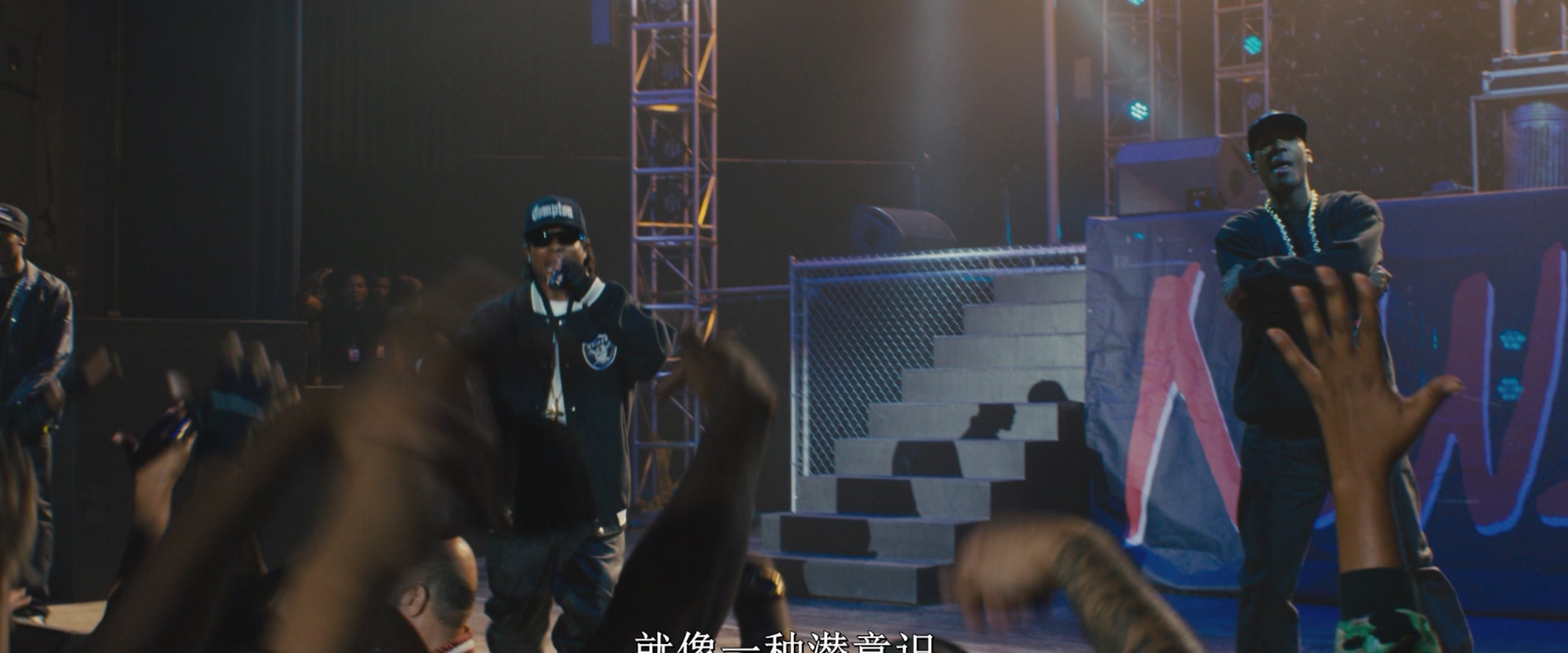 [ed2k][2015][冲出康普顿][科里·霍金斯/杰森·米切尔][剧情/音乐/传记][中文字幕][MKV/6.3g][BluRay.1080p.x265.10bit.DDP5.1.MNHD-FRDS]