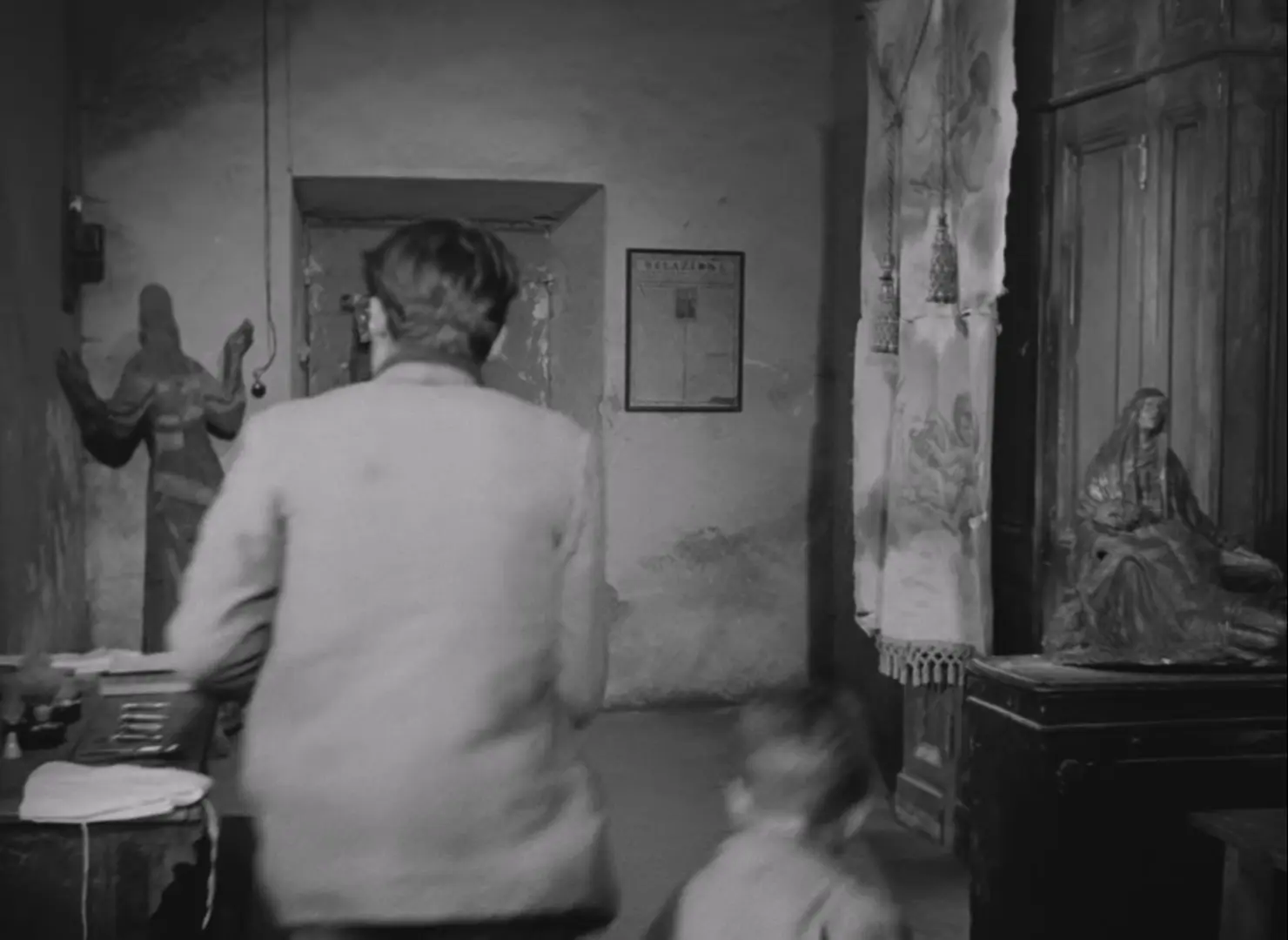 [ed2k][1948][偷自行车的人][兰贝托·马乔拉尼/恩佐·斯泰奥拉][剧情/犯罪][国意双语][MKV/3.98GiB][BluRay.1080p.x265.10bit.2Audio.MNHD-FRDS]