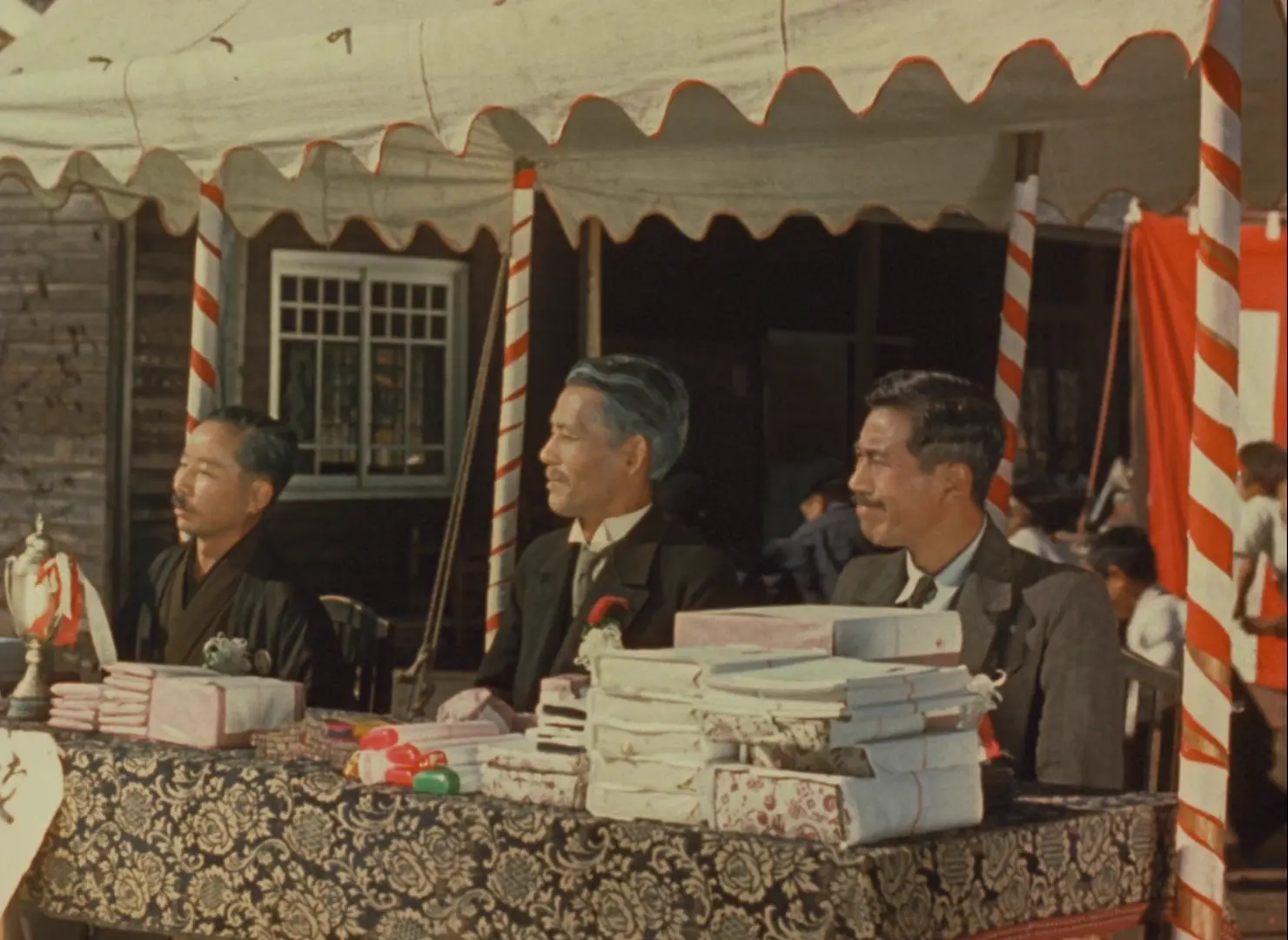 [ed2k][1951][卡门归乡][高峰秀子/佐野周二][喜剧][中文字幕][MKV/6.20GiB][Bluray.1080p.x265.10bit.FLAC.MNHD-FRDS]