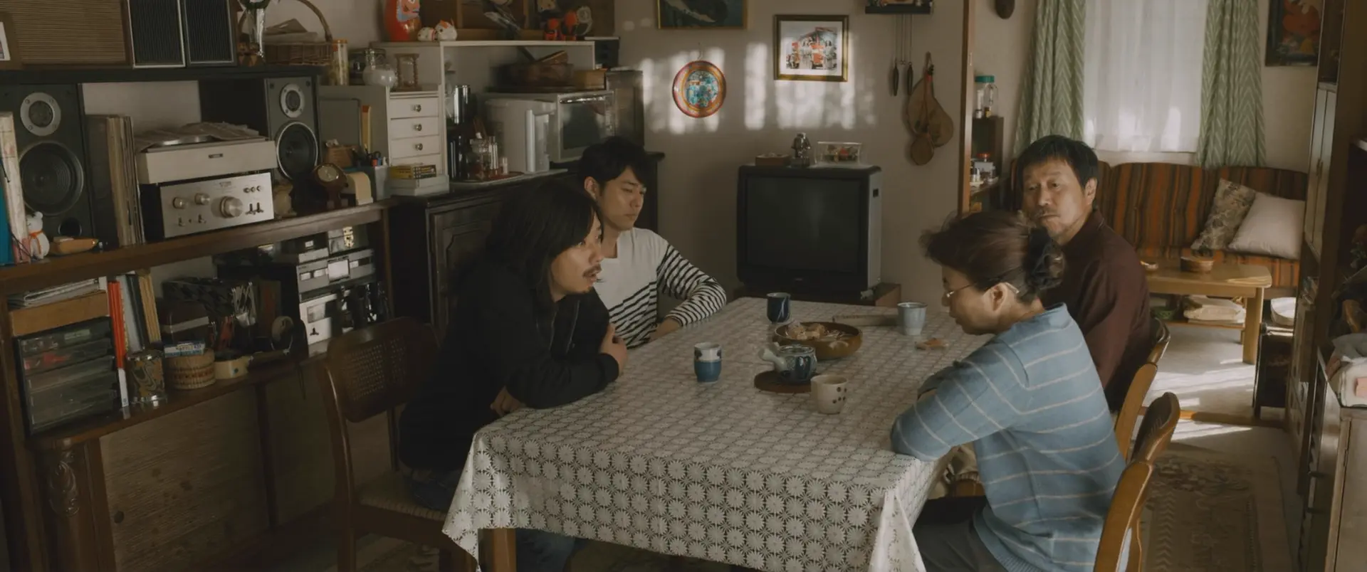 [ed2k][2020][浅田家！][二宫和也/妻夫木聪][剧情/家庭][简繁字幕][MKV/5.20GiB][Bluray.1080p.x265.10bit.DDP.5.1.MNHD-FRDS]