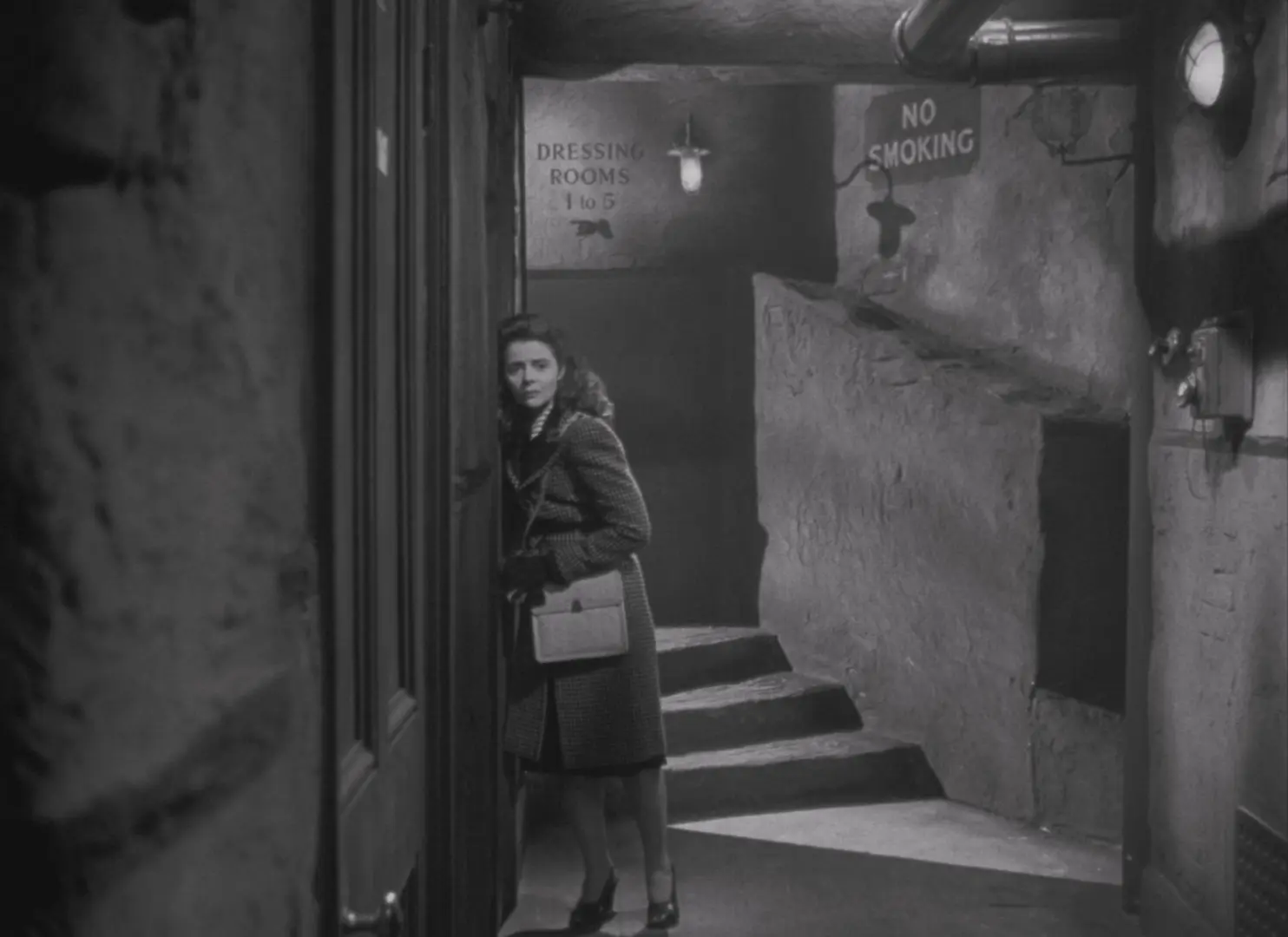 [ed2k][1947][他们使我成为亡命徒][莎莉·格雷/特瑞沃·霍华德][剧情/犯罪][中英字幕][MKV/9.00GiB][BluRay.1080p.x264.FLAC-CMCT]