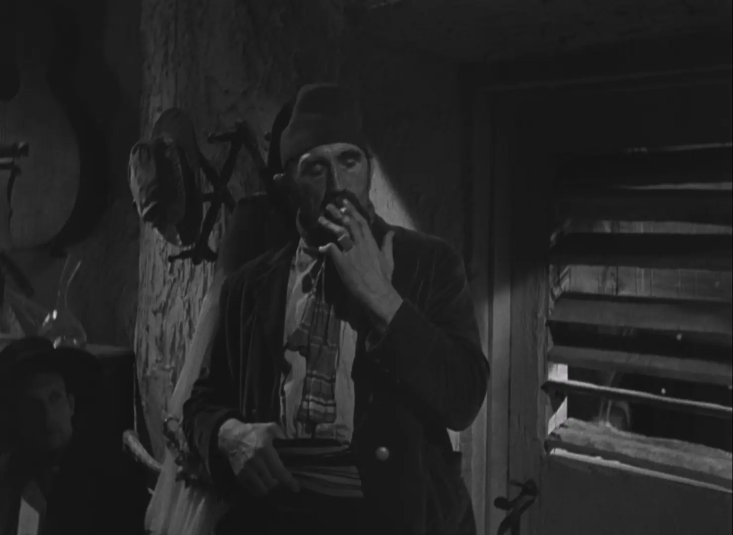 [ed2k][1935][魔鬼是女人][玛琳·黛德丽/莱昂内尔·阿特威尔][剧情/喜剧/爱情][简繁英字幕][MKV/4.62GiB][BluRay.1080p.LPCM.1.0.x265.10bit-CHD]