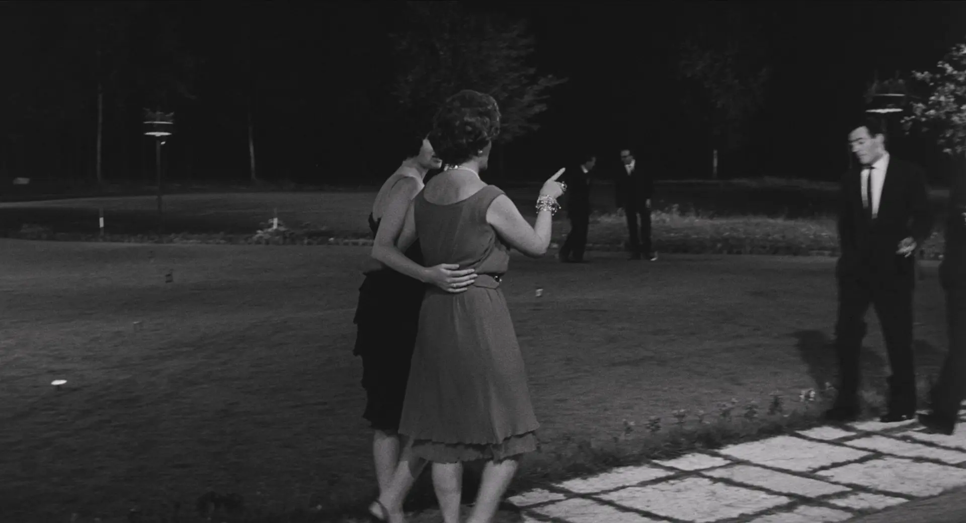 [ed2k][1961][夜][马塞洛·马斯楚安尼/让娜·莫罗][剧情/爱情][简繁字幕][MKV/11.99GiB][BluRay.1080p.x264.FLAC-CMCT]