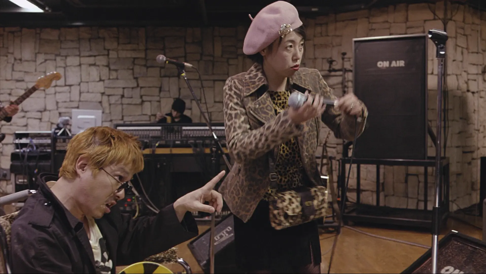 [ed2k][2008][少年手指虎][宫崎葵/佐藤浩市][喜剧/音乐][简繁字幕][MKV/9.79GiB][BluRay.1080p.x264.AC3-CMCT]