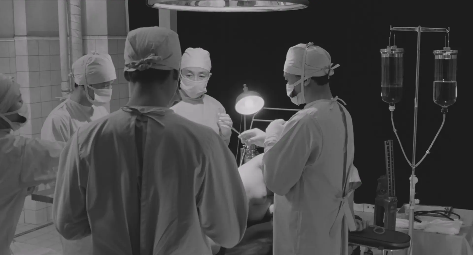 [ed2k][1986][海与毒药][渡边谦/田村高广][剧情/战争][简繁字幕][MKV/8.13GiB][BluRay.1080p.LPCM.2.0.x265.10bit-CHD]