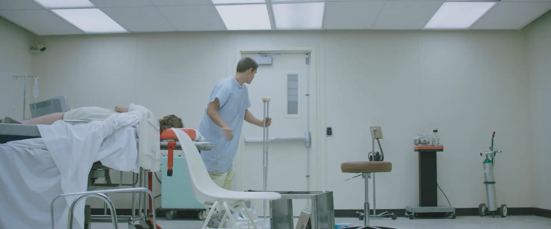 [ed2k][2014][信号][帕特里克·戴维森/布伦顿·思韦茨][科幻/惊悚][简繁字幕][MKV/8.46GiB][BluRay.1080p.DTS-HD.MA.5.1.x264-beAst]