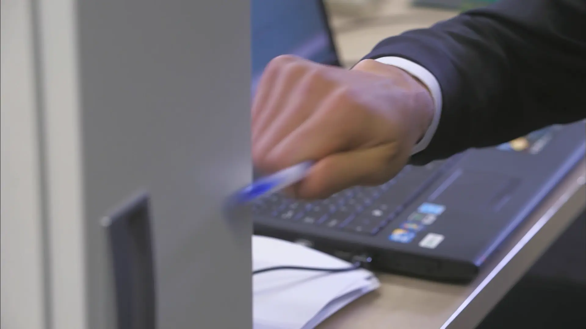 [ed2k][2013][来自星星的你][全智贤/金秀贤][爱情][中文字幕][MKV/54.79GiB][Bluray.1080p.x265.10bit.MNHD-FRDS]