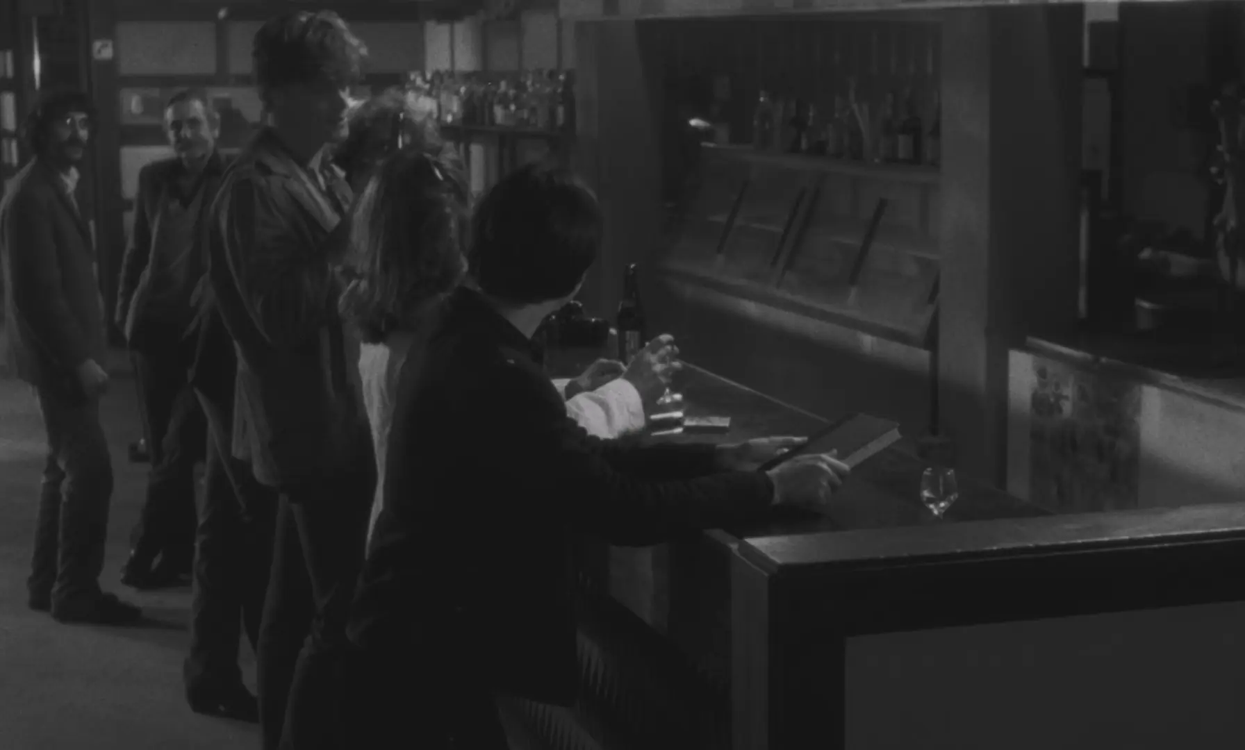 [ed2k][1982][事物的状态][伊莎贝尔·魏因加滕/丽贝卡·保利][剧情][简繁字幕][MKV/8.58GiB][BluRay.1080p.x265.10bit.FLAC.MNHD-FRDS]